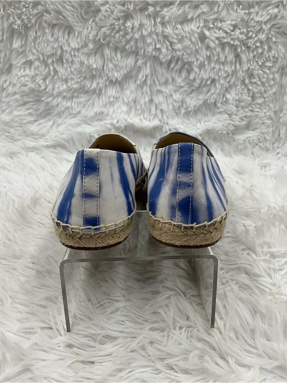 Michael Kors Flats Size 5.5 Blue and White Kendrick Tie-Dye Espadrille Flats